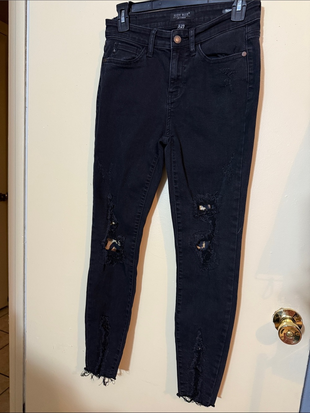 Judy Blue Black Distressed High-Rise Skinny Jeans
